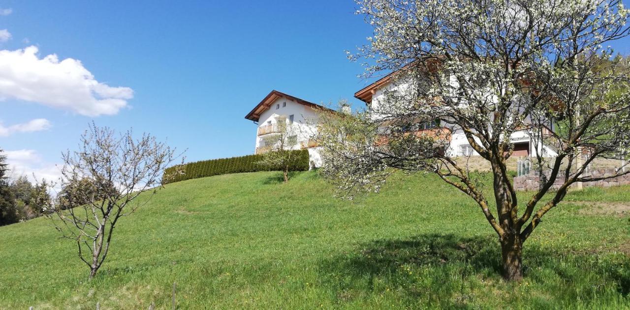 Agriturismo Ferienhof Gschloier (Adults Only) Лайон Екстериор снимка